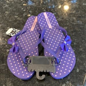 Women’s size 7 sandals